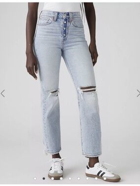 Levi High-Rise Distressed Straight-Leg Jeans - Viral Wedgie Button Fly